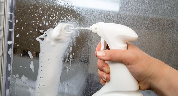 Nettoyage de la salle de bain