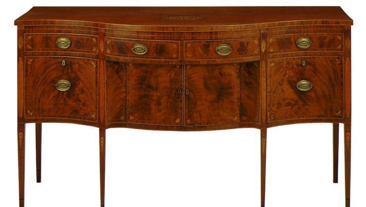 Mobile in legno opaco e vecchio Armoire en bois mat et ancien
