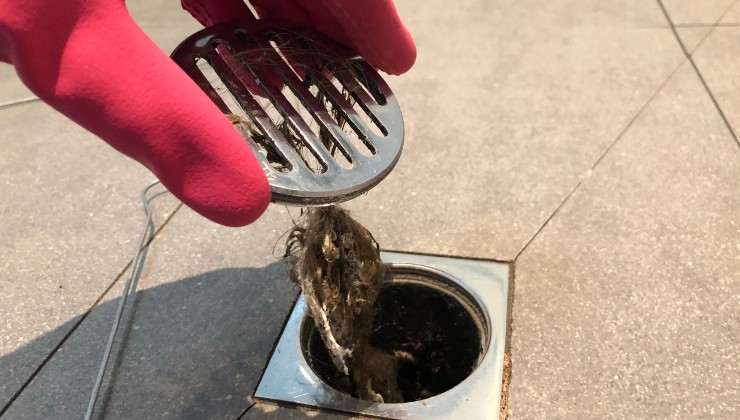 Scarico della doccia sporco Drain de douche sale