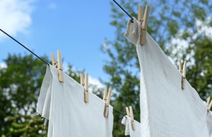Vêtements blancs