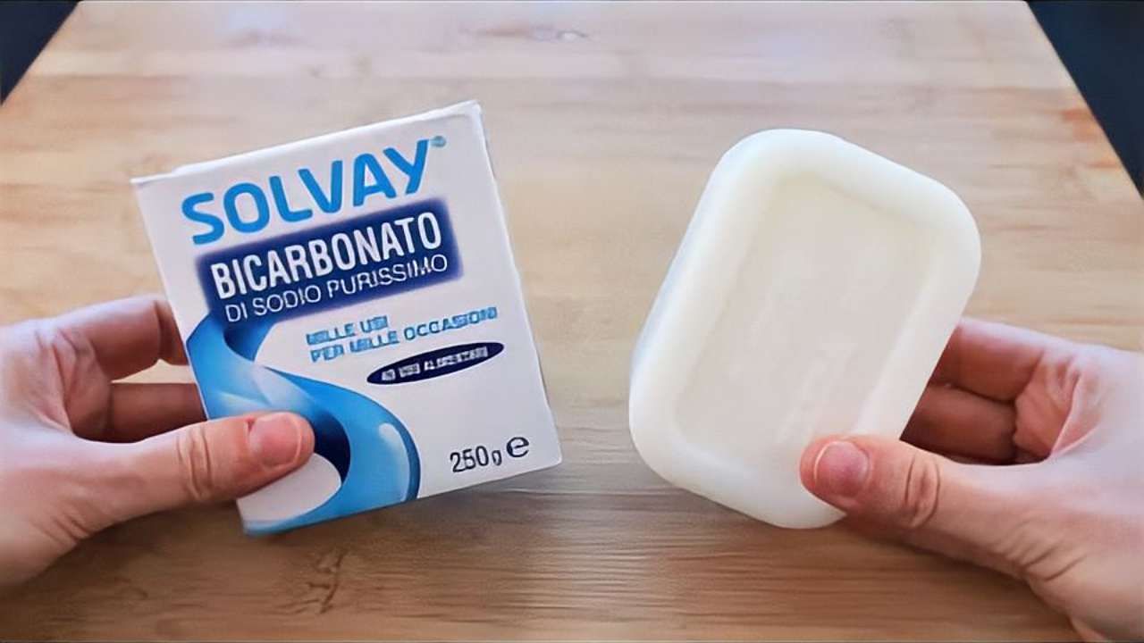 Bicarbonate de soude et savon